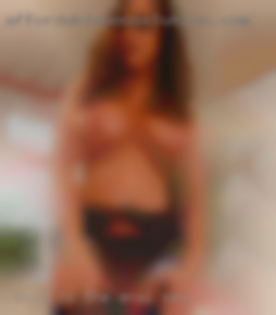 -Bull to the right for anal sex hot wife.